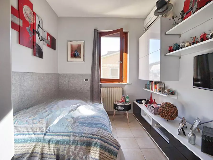 Immagine 9 di Appartamento in vendita  a Massa