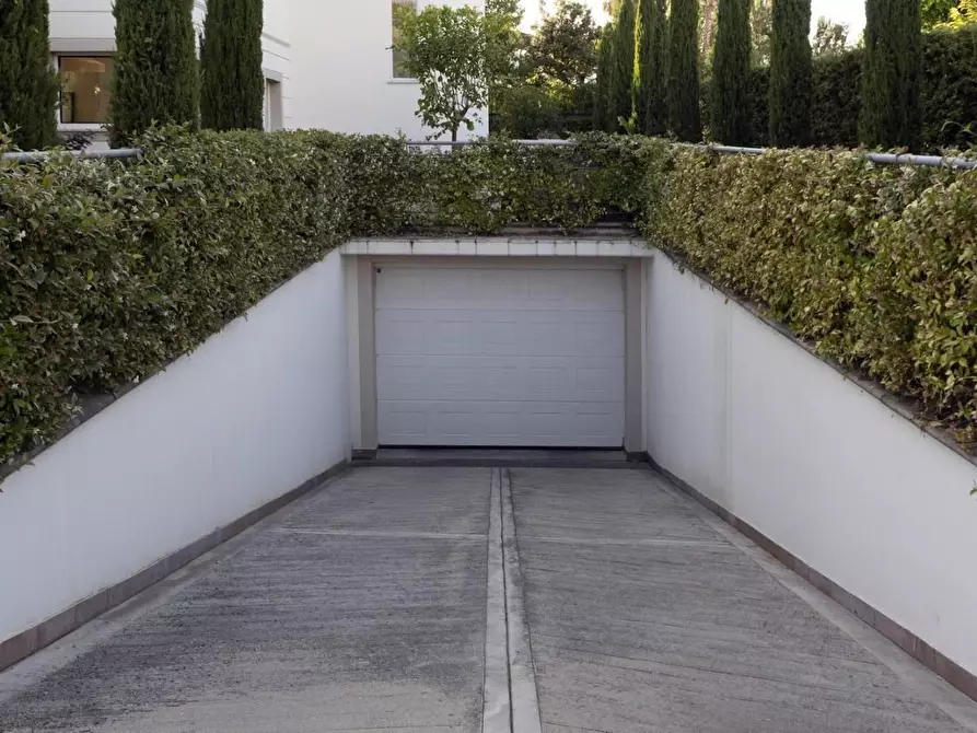 Immagine 53 di Villa in affitto  a Forte Dei Marmi