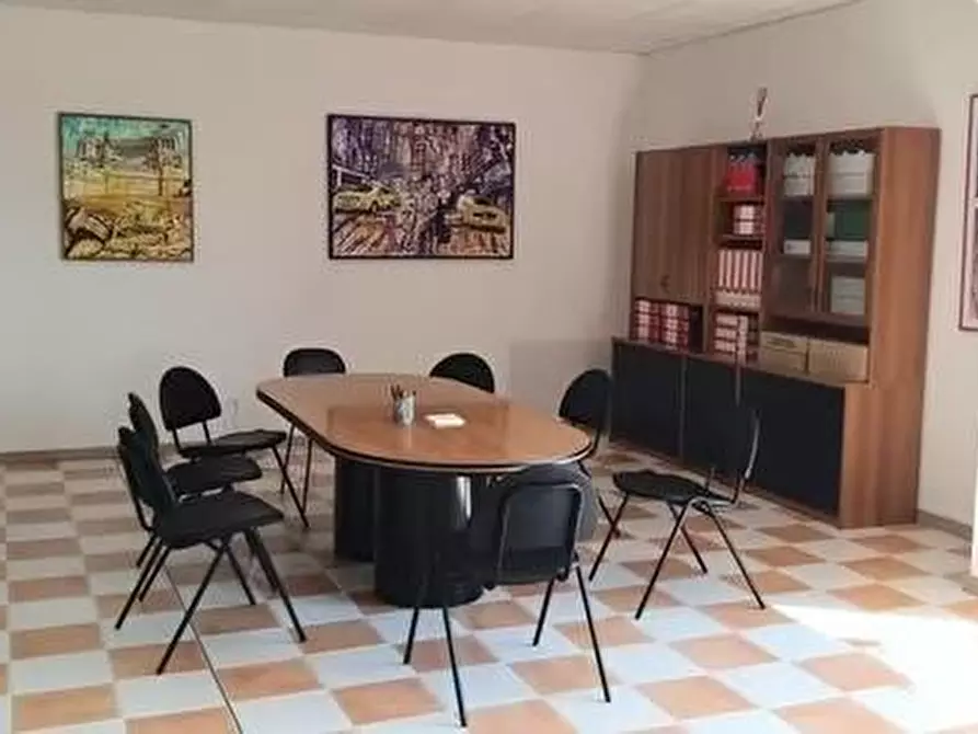 Immagine 2 di Ufficio in affitto  a Casciana Terme Lari