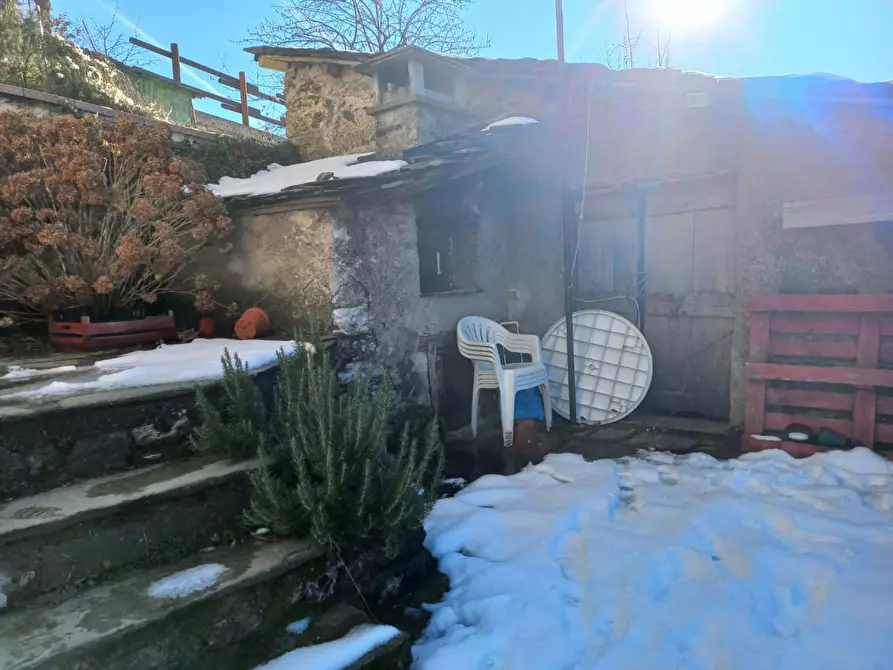 Immagine 18 di Terratetto in vendita  a Careggine