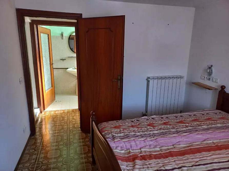 Immagine 10 di Terratetto in vendita  a Careggine