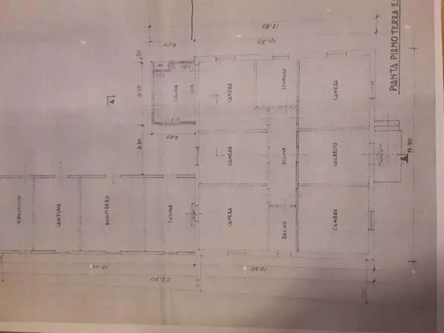 Immagine 15 di Casa indipendente in vendita  a Carrara