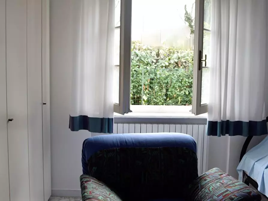 Immagine 8 di Villa in vendita  a Carrara