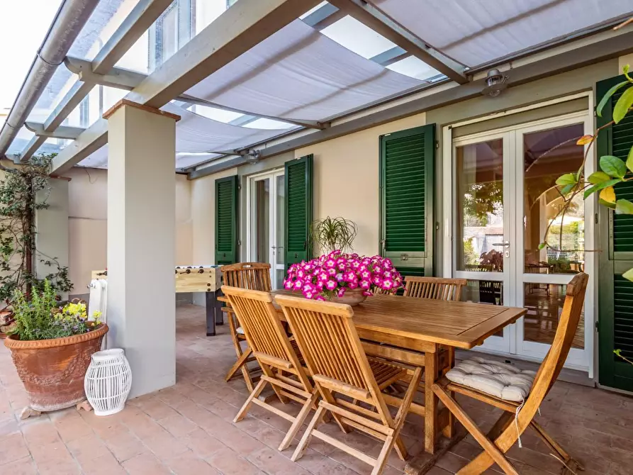 Immagine 54 di Casa colonica in vendita  a Cascina