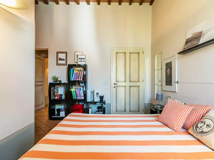 Immagine 47 di Casa colonica in vendita  a Cascina