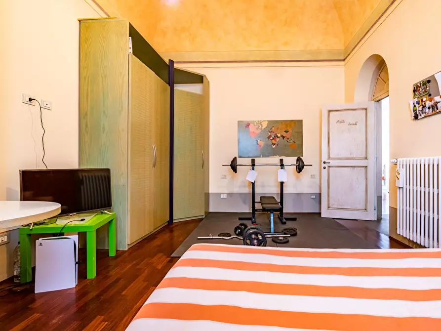 Immagine 35 di Casa colonica in vendita  a Cascina