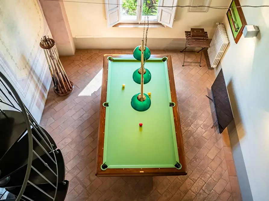 Immagine 52 di Casa colonica in vendita  a Cascina