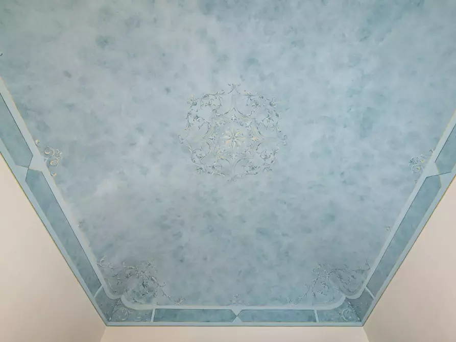 Immagine 42 di Casa colonica in vendita  a Cascina