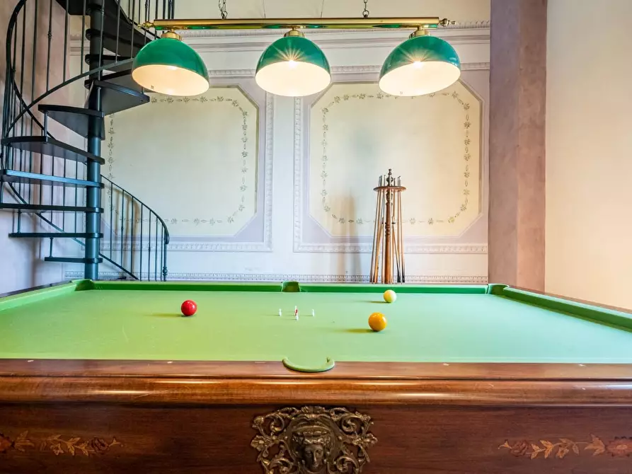 Immagine 49 di Casa colonica in vendita  a Cascina