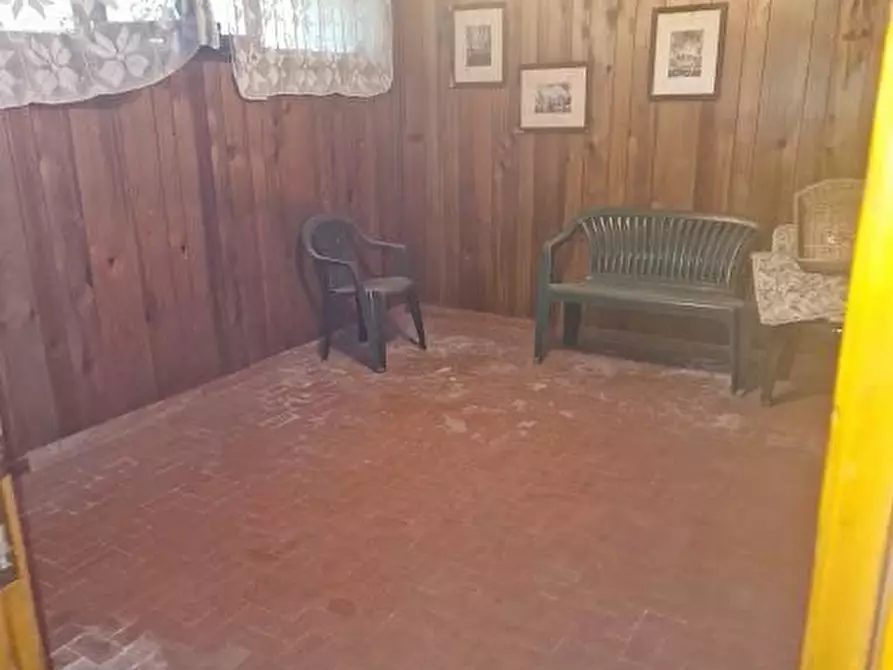 Immagine 21 di Villa in vendita  a Carrara