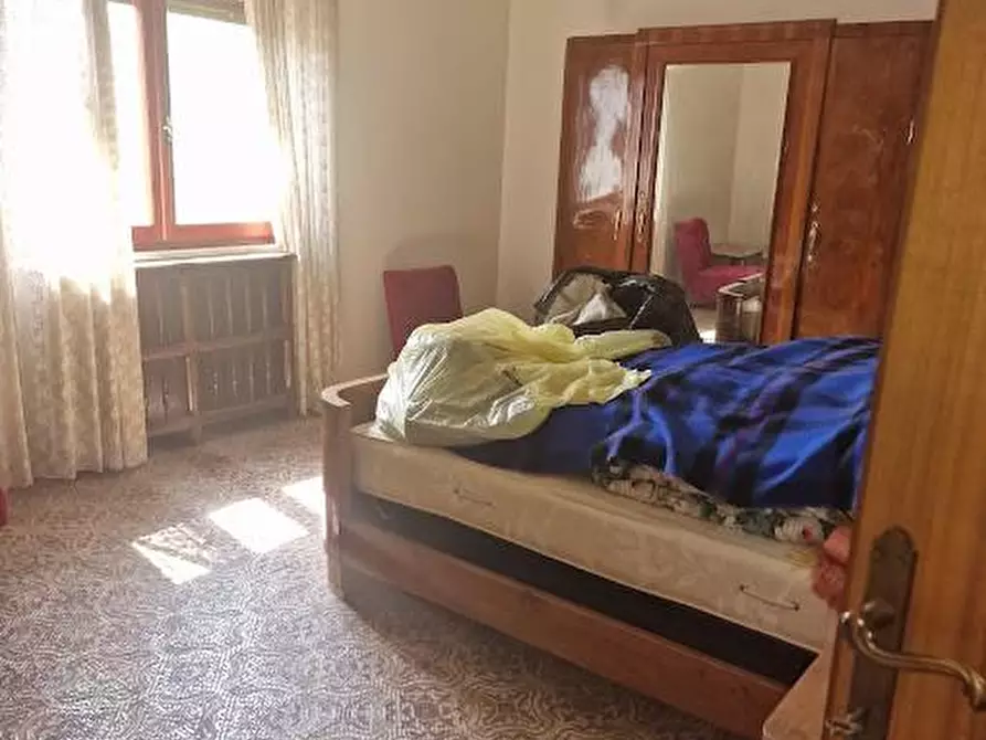 Immagine 20 di Villa in vendita  a Carrara