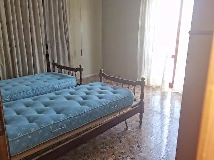 Immagine 17 di Villa in vendita  a Carrara