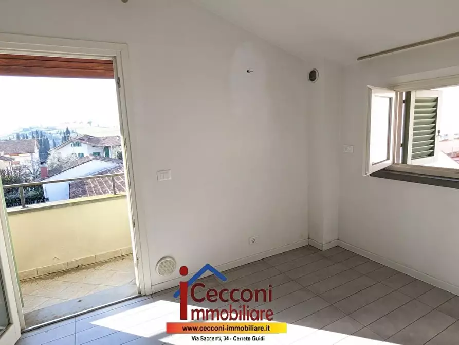 Immagine 8 di Mansarda in vendita  a Vinci