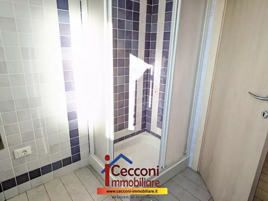 Immagine 12 di Mansarda in vendita  a Vinci