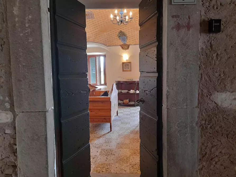 Immagine 1 di Casa semindipendente in vendita  a Licciana Nardi