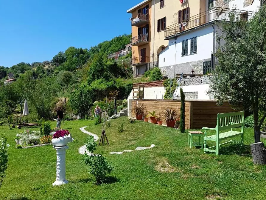 Immagine 5 di Casa semindipendente in vendita  a Licciana Nardi