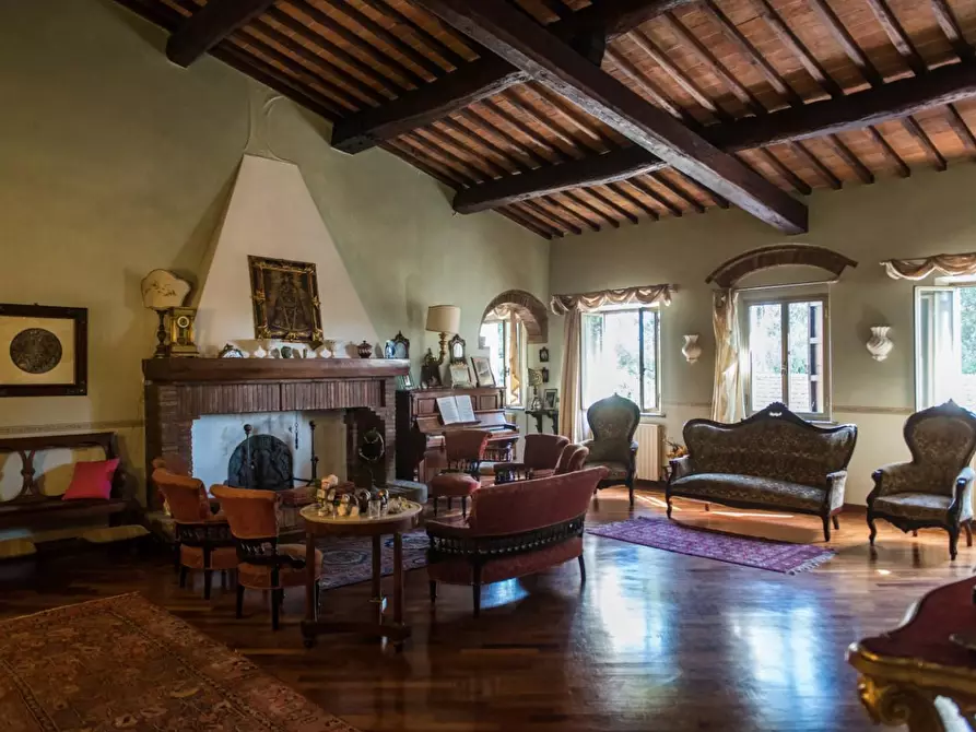 Immagine 30 di Rustico / casale in vendita  a Pisa