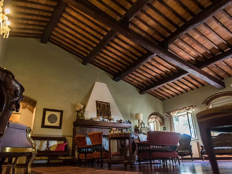 Immagine 32 di Rustico / casale in vendita  a Pisa