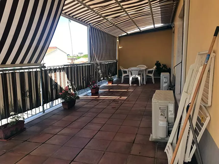 Immagine 10 di Appartamento in vendita  a Viareggio