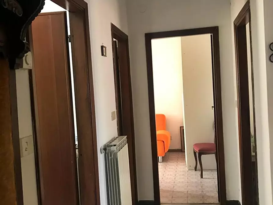 Immagine 24 di Appartamento in vendita  a Viareggio