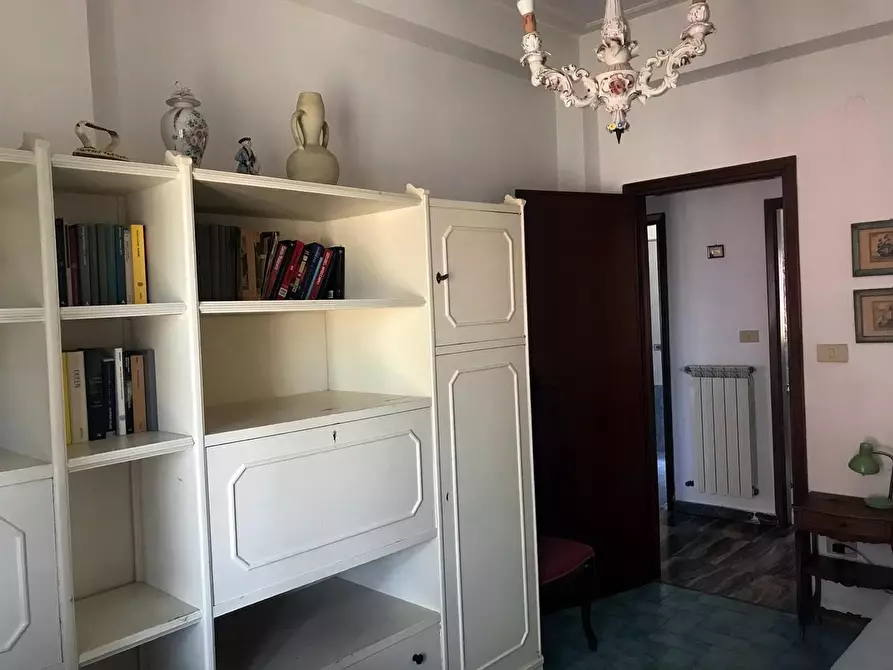 Immagine 5 di Appartamento in vendita  a Viareggio