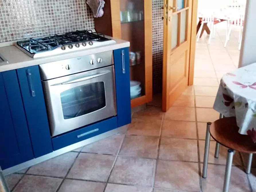 Immagine 25 di Villa in vendita  a Carrara