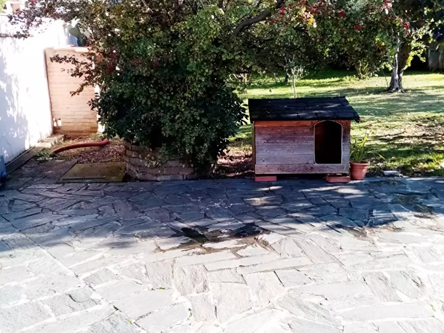 Immagine 54 di Villa in vendita  a Carrara