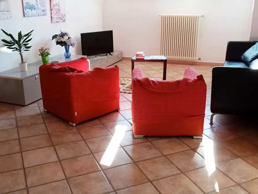 Immagine 26 di Villa in vendita  a Carrara