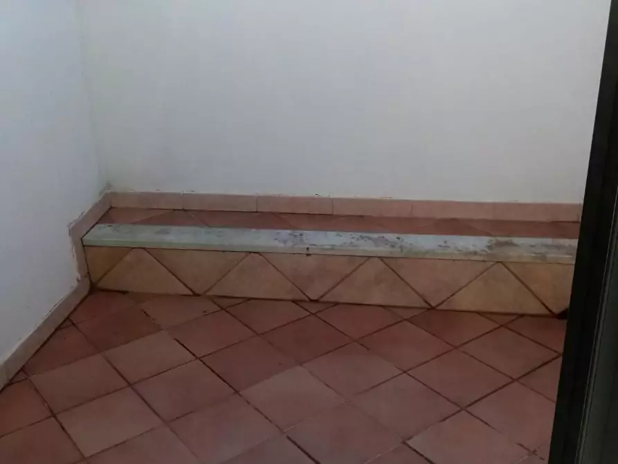 Immagine 37 di Villa in vendita  a Carrara