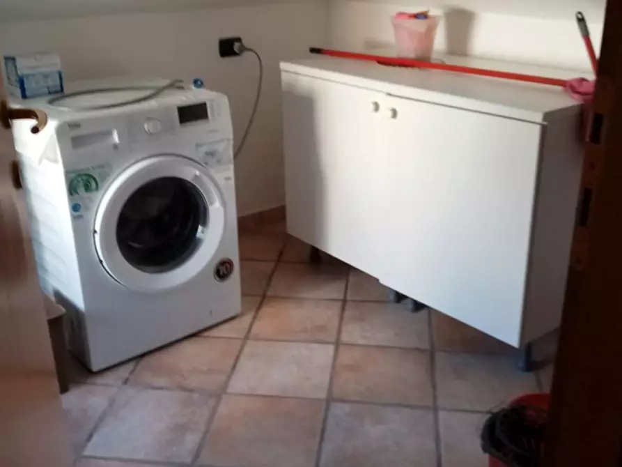 Immagine 34 di Villa in vendita  a Carrara