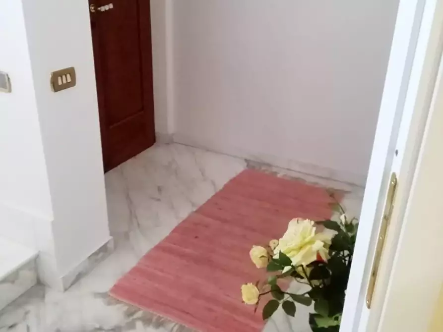 Immagine 52 di Villa in vendita  a Carrara