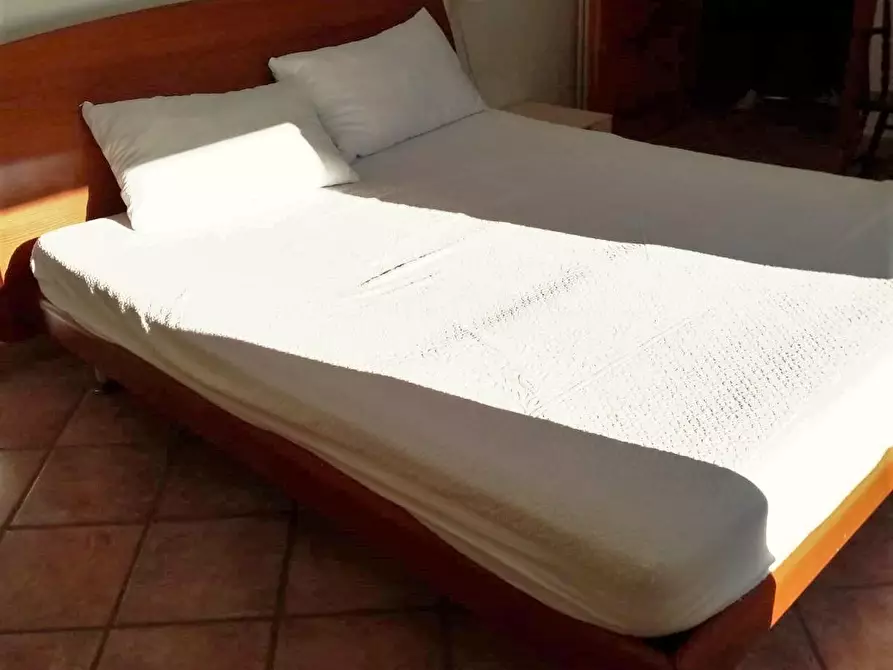 Immagine 29 di Villa in vendita  a Carrara