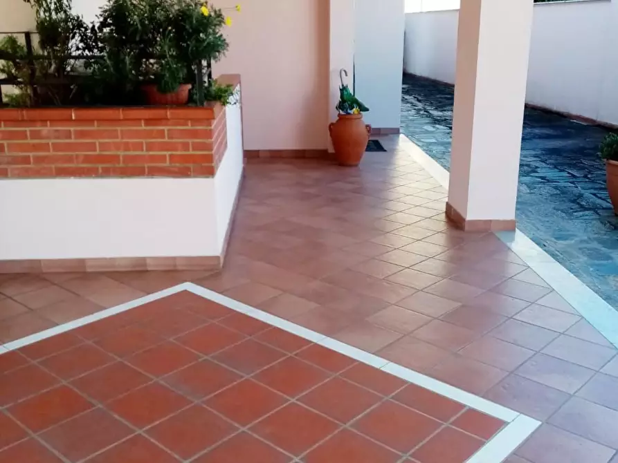 Immagine 49 di Villa in vendita  a Carrara