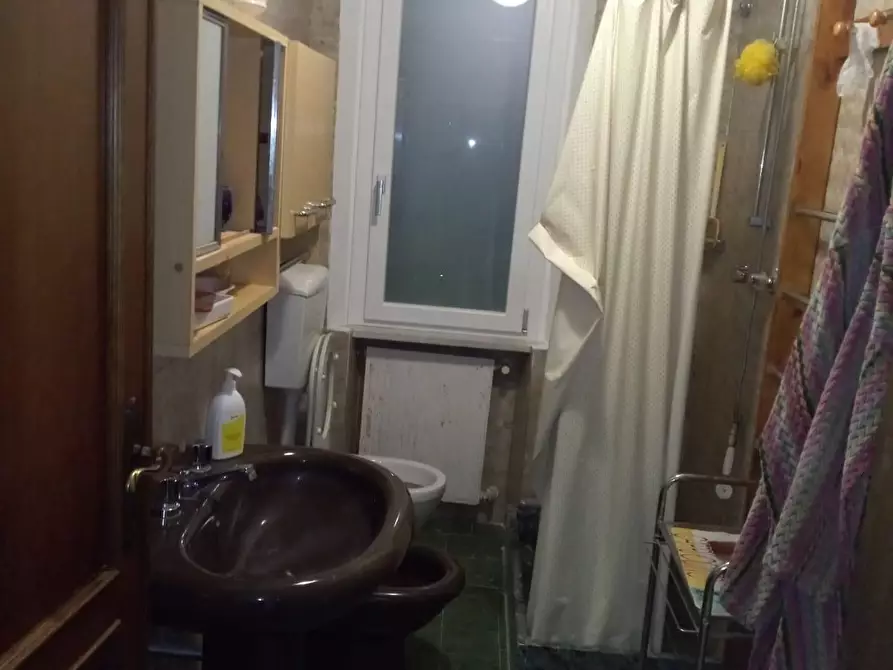 Immagine 5 di Casa indipendente in vendita  a Carrara