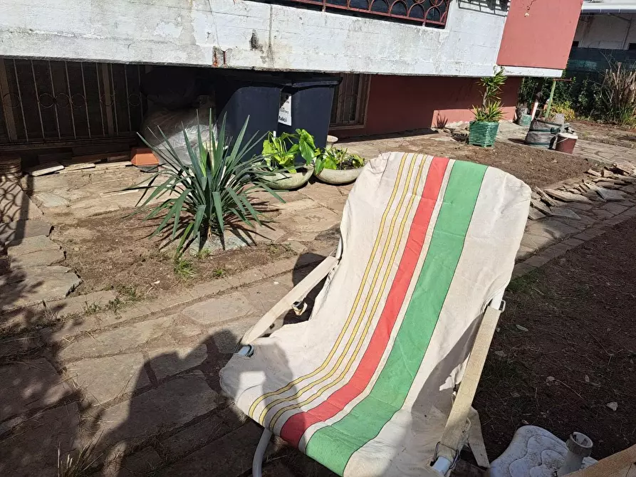 Immagine 26 di Appartamento in vendita  a Carrara