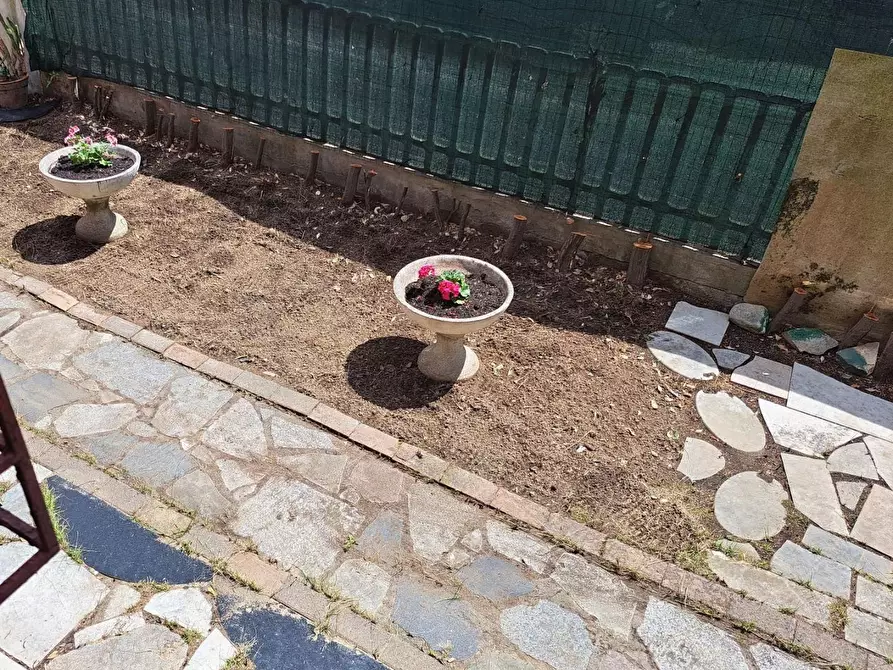 Immagine 2 di Appartamento in vendita  a Carrara