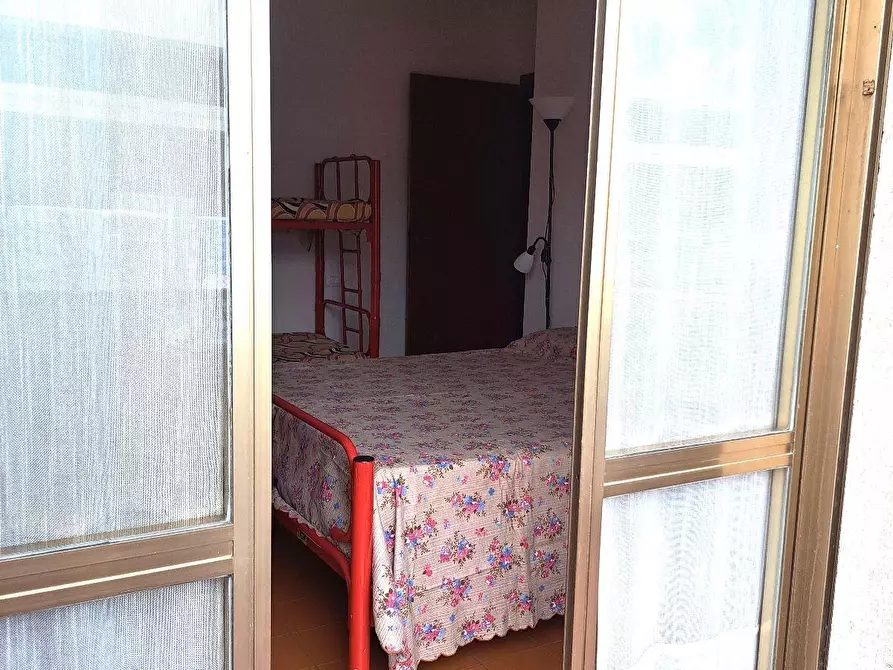 Immagine 12 di Appartamento in vendita  a Carrara