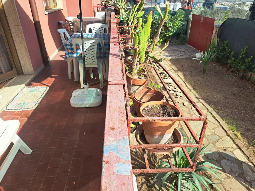 Immagine 3 di Appartamento in vendita  a Carrara