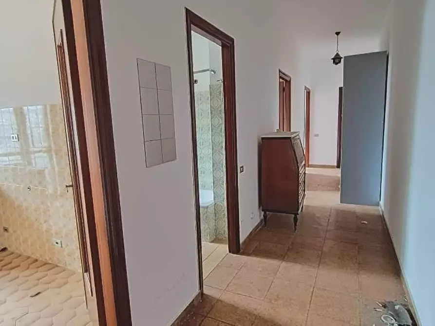 Immagine 13 di Appartamento in vendita  a Carrara