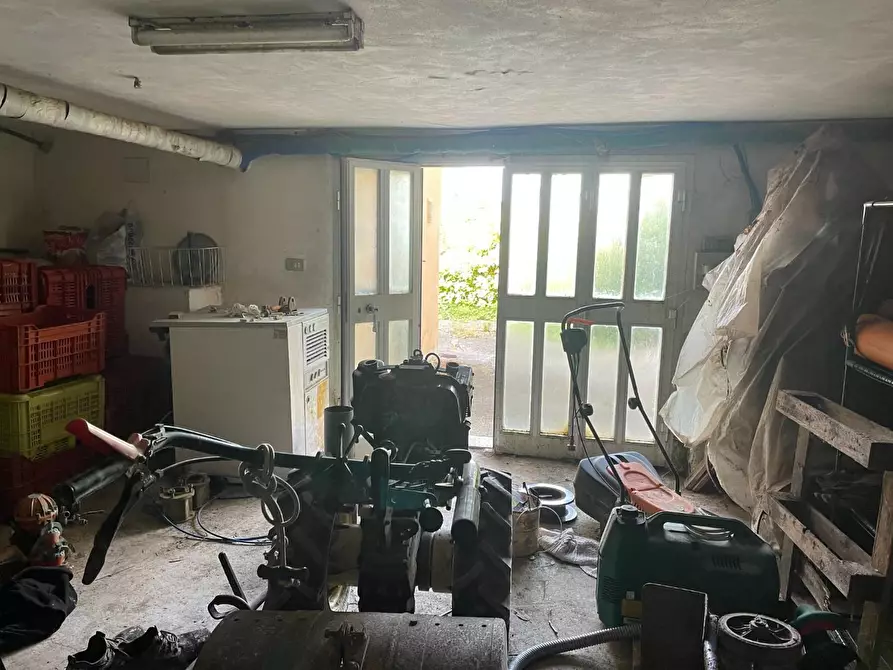 Immagine 25 di Villa in vendita  a Montopoli In Val D'arno