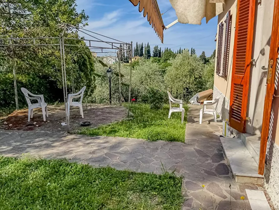 Immagine 25 di Villa in vendita  a Montopoli In Val D'arno