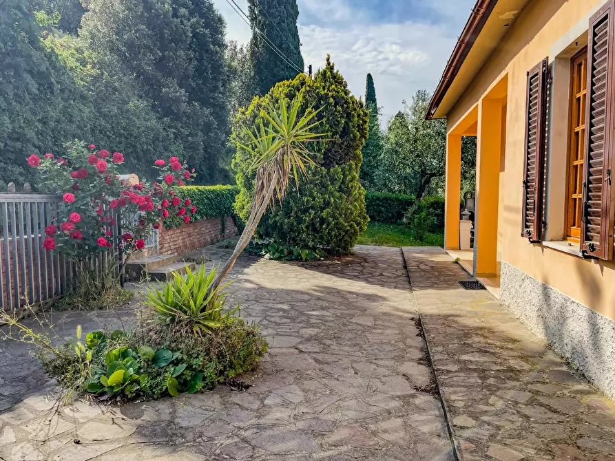 Immagine 20 di Villa in vendita  a Montopoli In Val D'arno