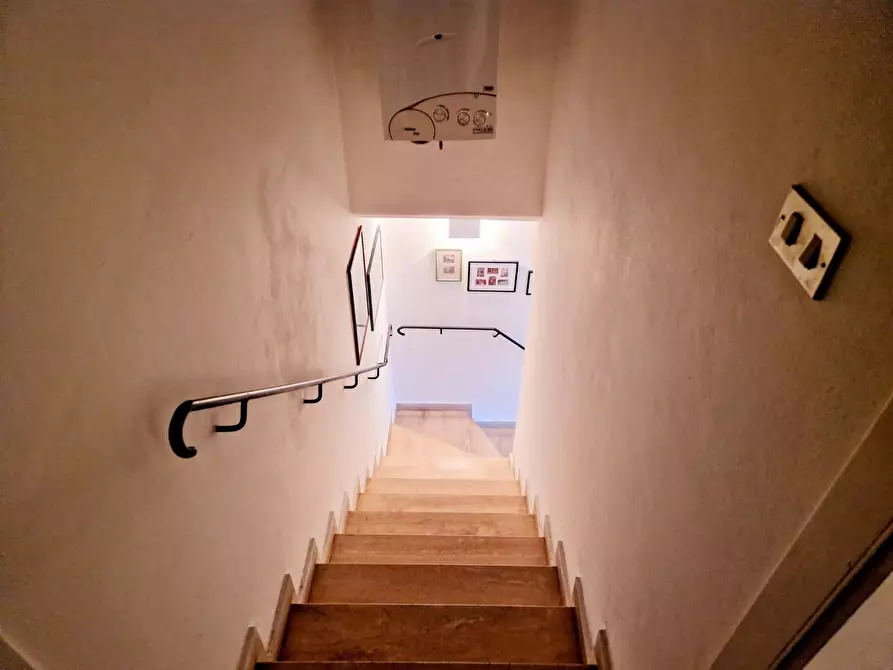 Immagine 7 di Appartamento in vendita  a Siena