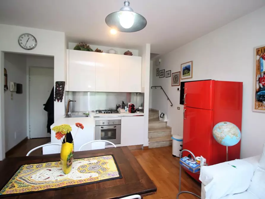 Immagine 5 di Appartamento in vendita  a Siena