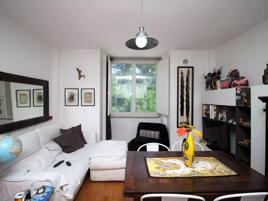 Immagine 3 di Appartamento in vendita  a Siena