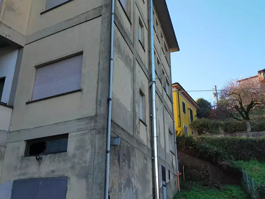 Immagine 2 di Albergo/B&B/Residence in vendita  a Bagni Di Lucca