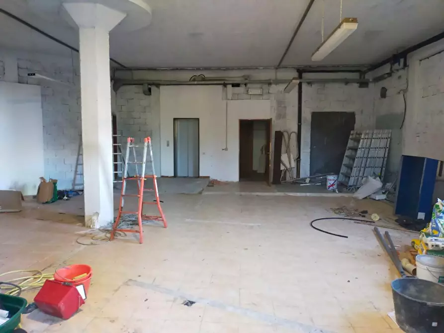 Immagine 10 di Albergo/B&B/Residence in vendita  a Bagni Di Lucca