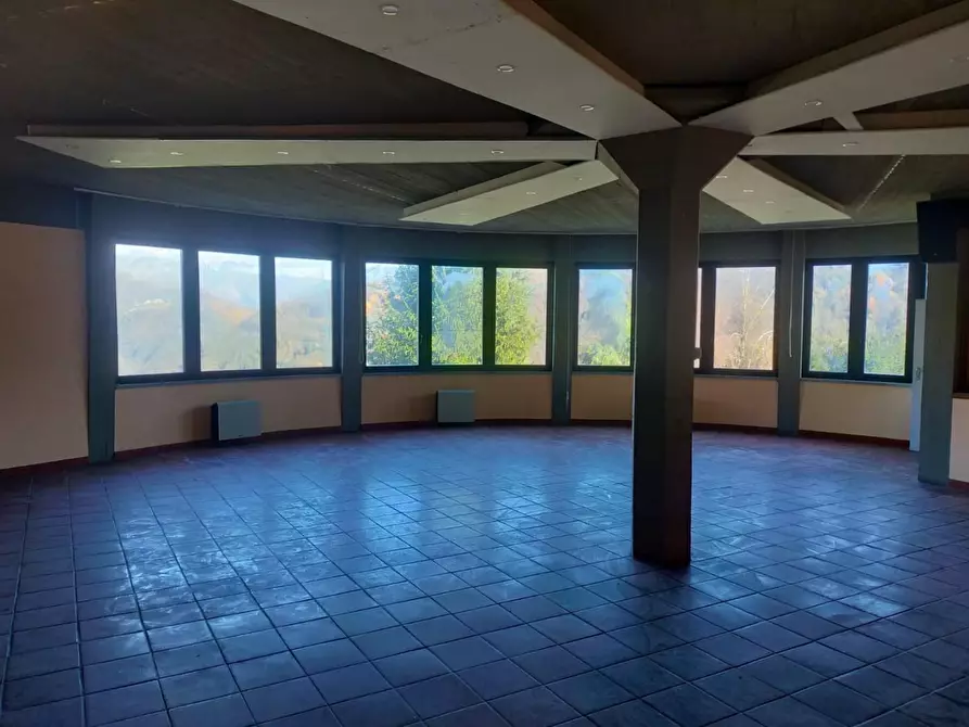 Immagine 14 di Albergo/B&B/Residence in vendita  a Bagni Di Lucca