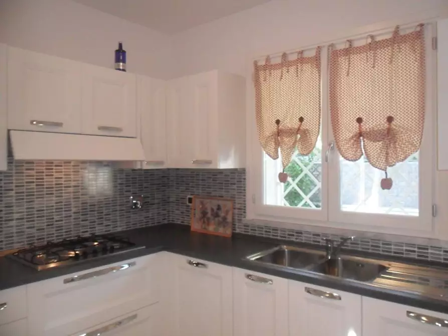 Immagine 21 di Villa in vendita  a Forte Dei Marmi