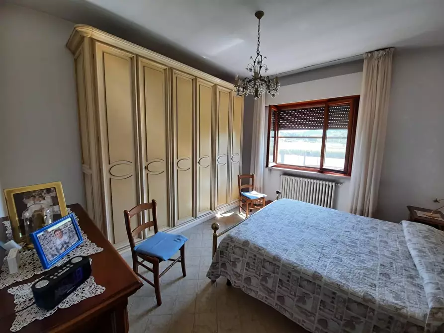 Immagine 20 di Villa in vendita  a Porcari